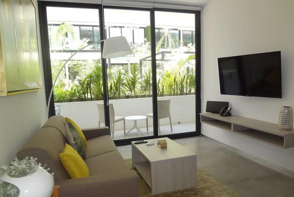 The City Luxury Suites Playa del Carmen Extérieur photo
